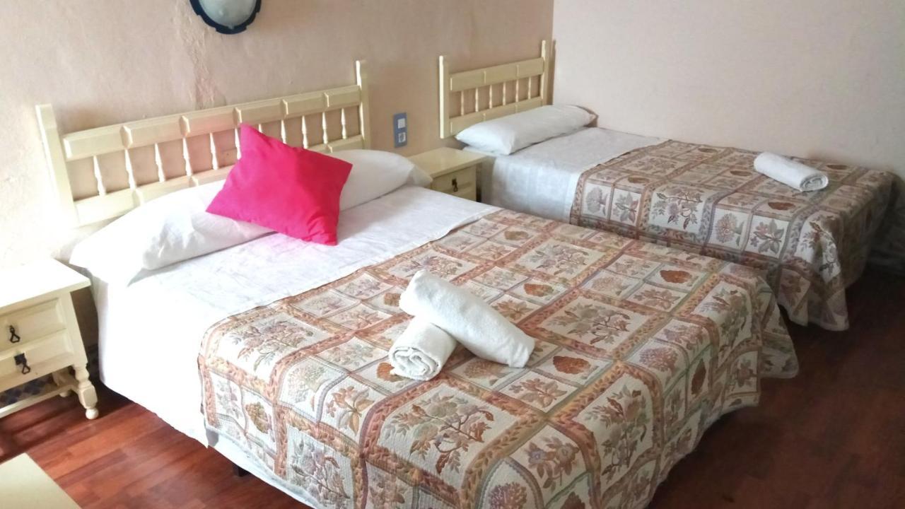 Chambre Triple avec Salle de Bains Privative